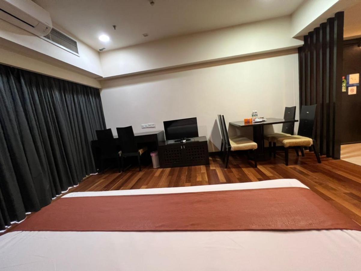 Raintree Home Resort Suites At Bander Sunway Pyramid Hotel Tower Petaling Jaya Ngoại thất bức ảnh