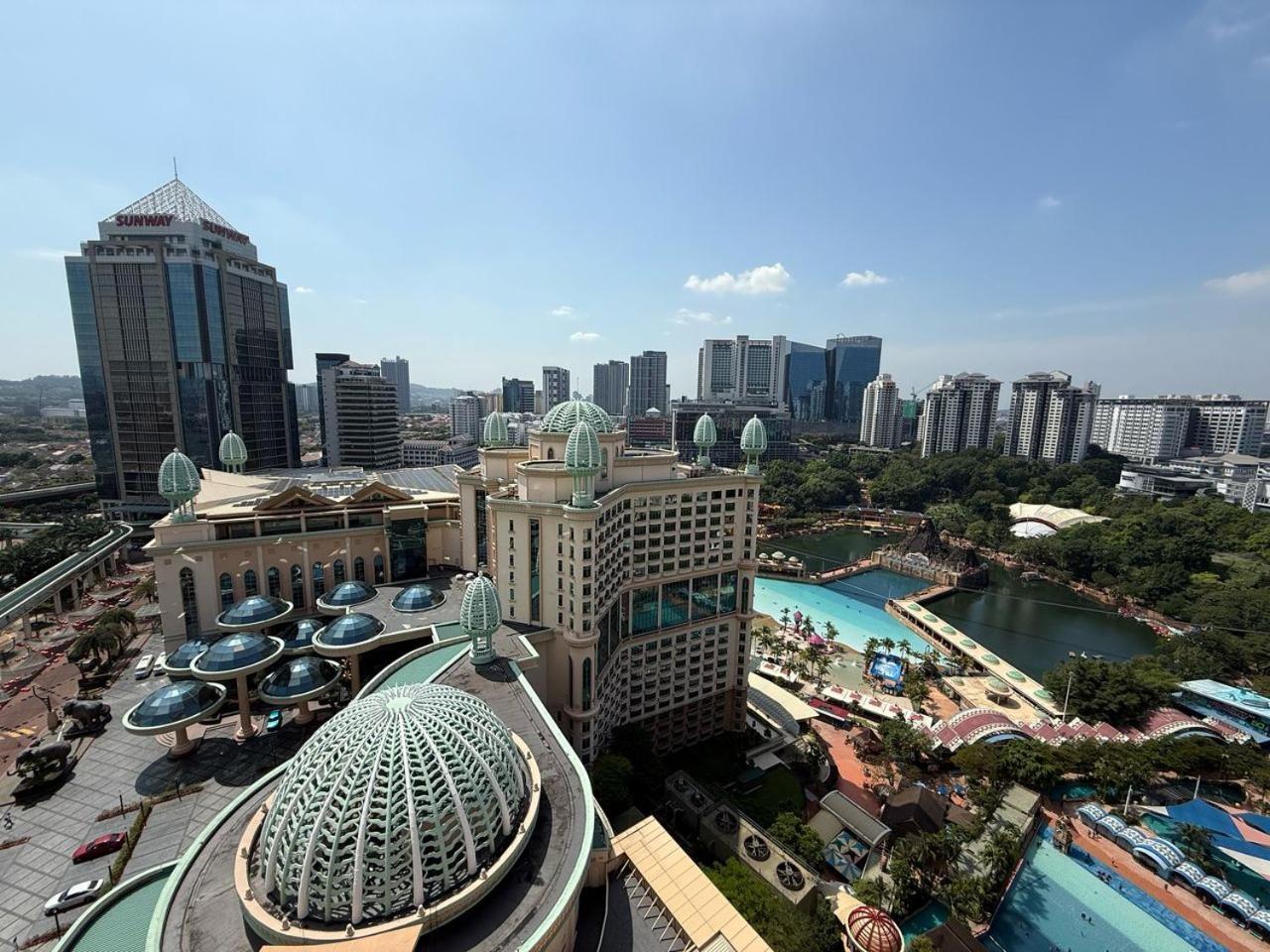 Raintree Home Resort Suites At Bander Sunway Pyramid Hotel Tower Petaling Jaya Ngoại thất bức ảnh